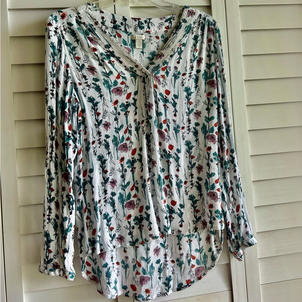 Women’s Hinge Top